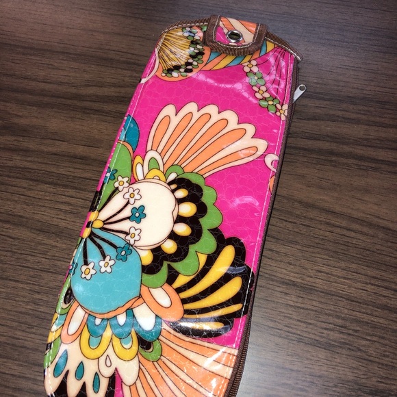 Monogram Curling/Flat Iron Shield - Picture 2 of 4